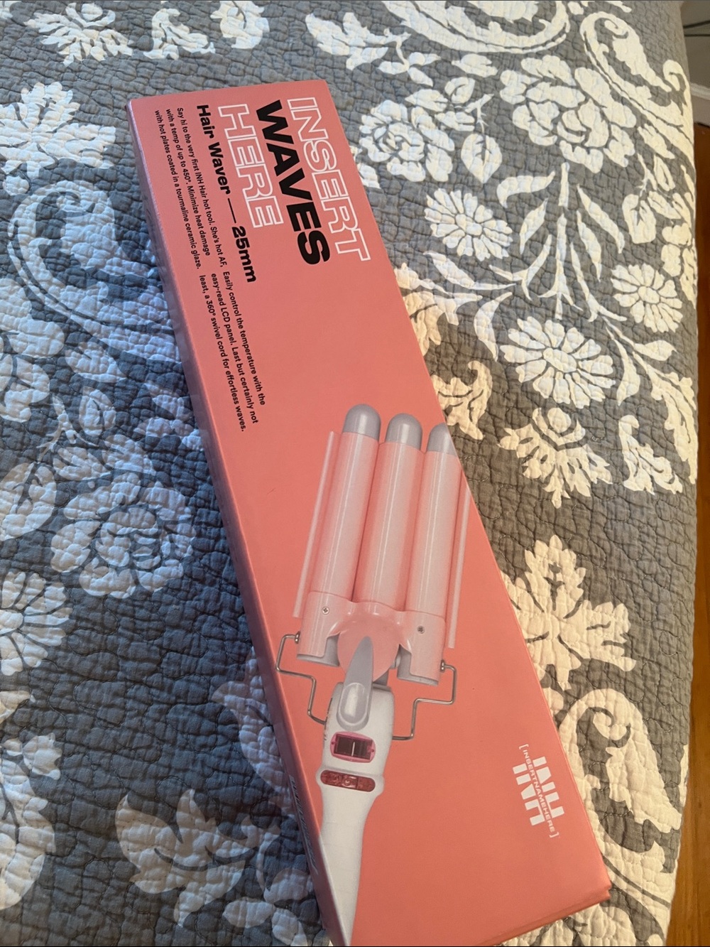 INSERT NAME HERE- 25mm Pink Triple Barrel Hair Waver.